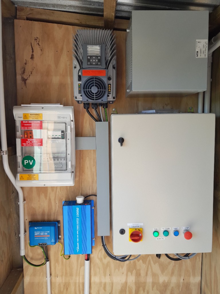 Solar pump electrical control board and MPPT equipment